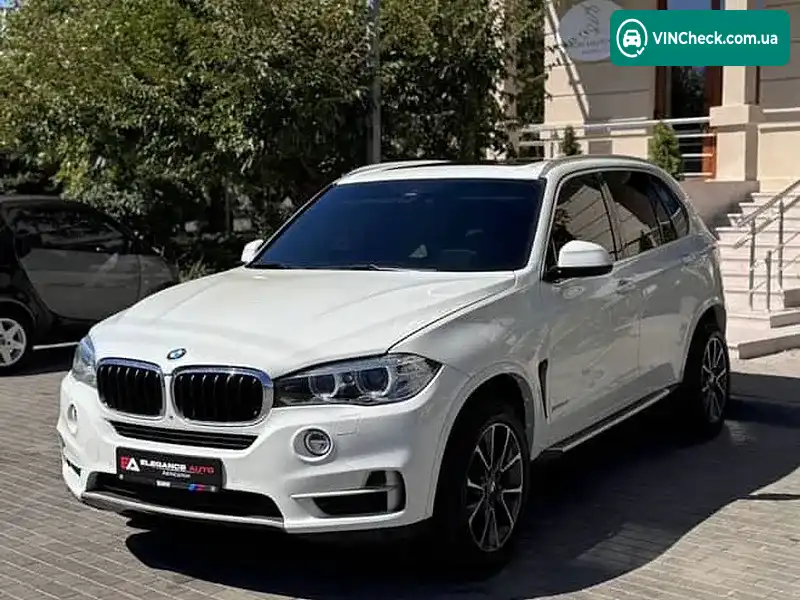 BMW X5 2017, фото з оголошення 2 з 19, VIN 5UXKR0C39H0V77365
