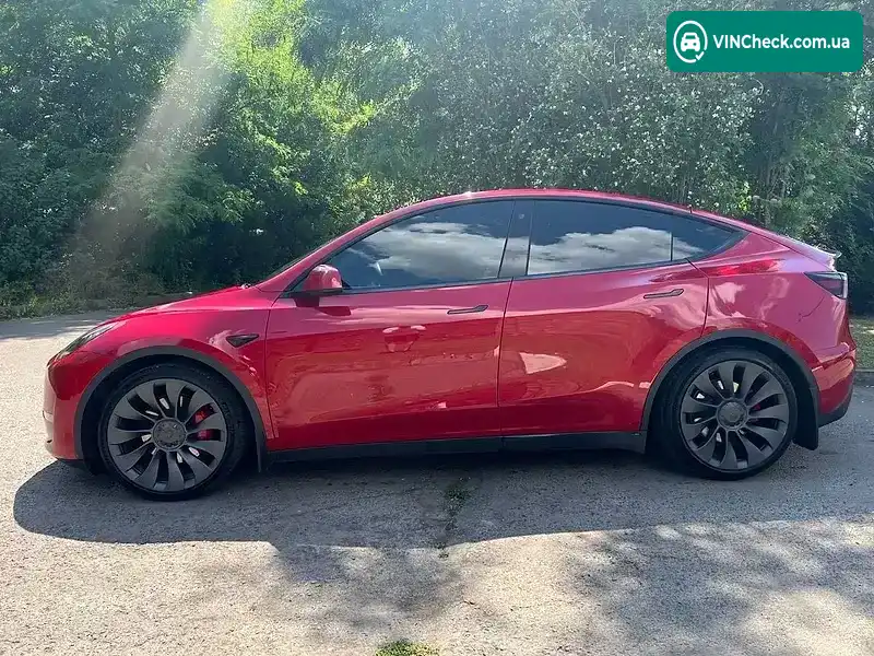Tesla Model Y 2022, фото з оголошення 2 з 20, VIN 7SAYGDEFXNF538767