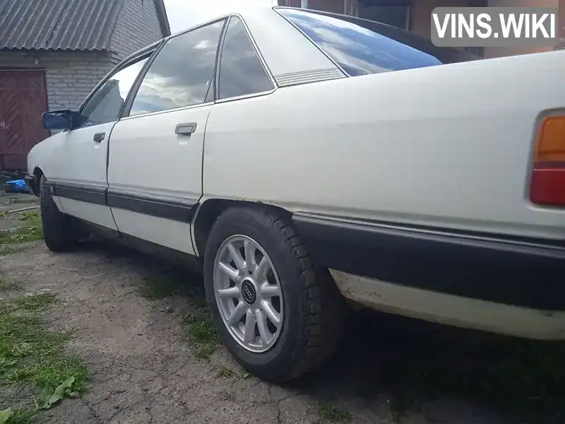Audi 100 1990, фото з оголошення 1 з 11, VIN WAUZZZ44ZLN092295