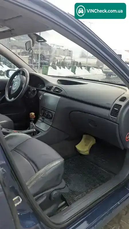 Renault Laguna 2001, фото з оголошення 2 з 11, VIN VF1KG0R0625137896