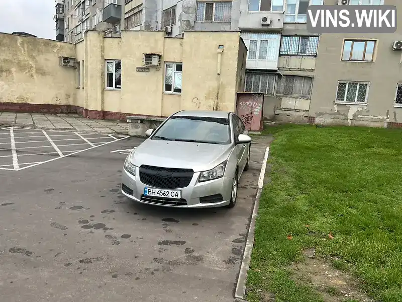 Chevrolet Cruze 2014, фото з оголошення 2 з 19, VIN 1G1PA5SHXE7431108