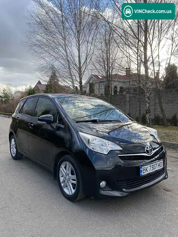 Toyota Verso 2013, фото з оголошення 1 з 20, VIN JTDKJ3C3301039771