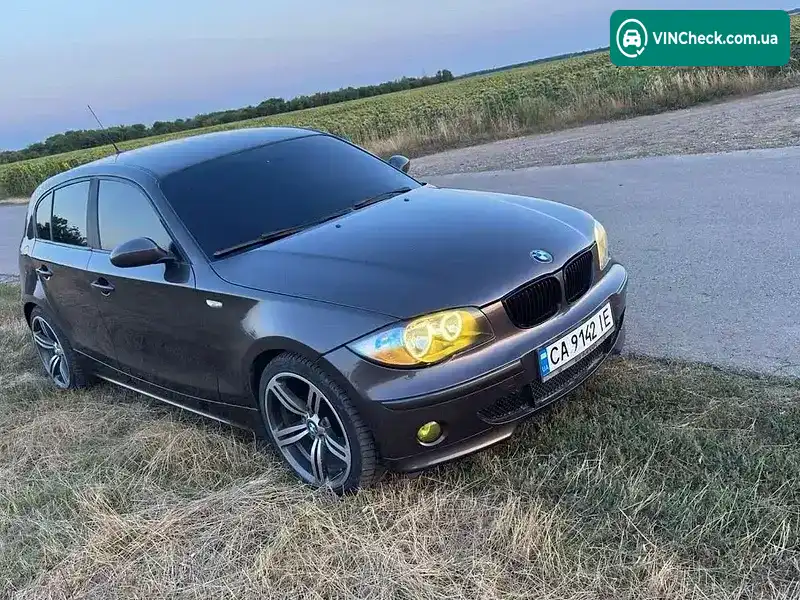 BMW 1 Series 2005, фото з оголошення 2 з 14, VIN WBAUG31090PU09731