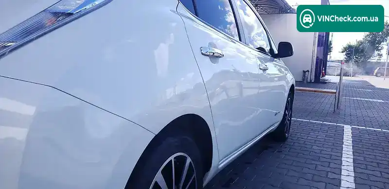 Nissan Leaf 2011, фото з оголошення 1 з 4, VIN JN1AZ0CPXBT000983