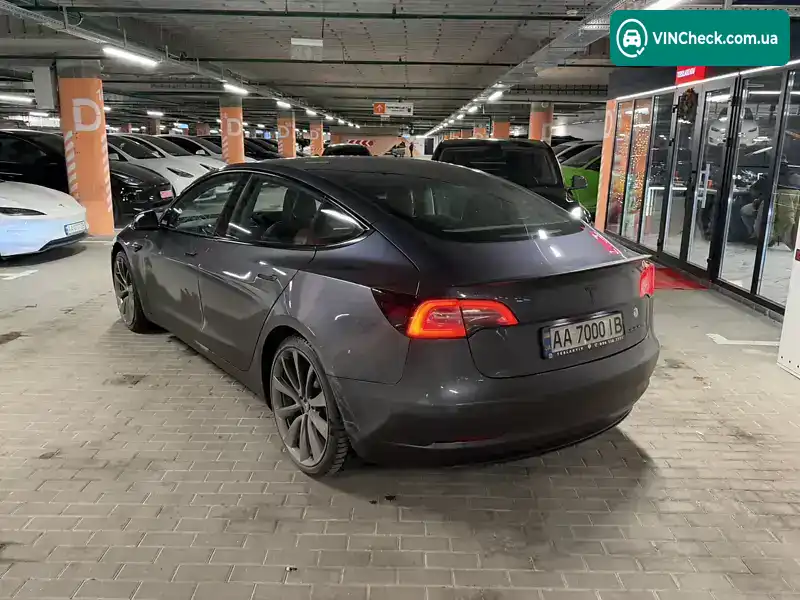 Tesla Model 3 2019, фото з оголошення 2 з 21, VIN 5YJ3E1EB8JF073201