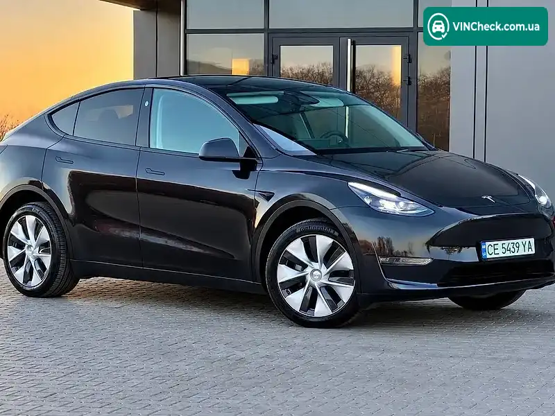 Tesla Model Y 2024, фото з оголошення 1 з 20, VIN 7SAYGDEE1RA283873
