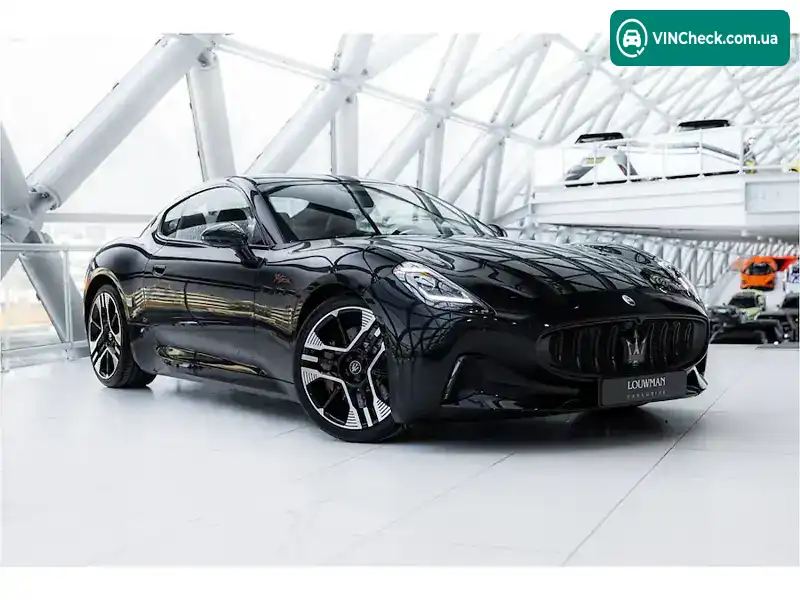 Maserati GranTurismo 2025, фото з оголошення 1 з 19, VIN ZAMBMVE10RX546854