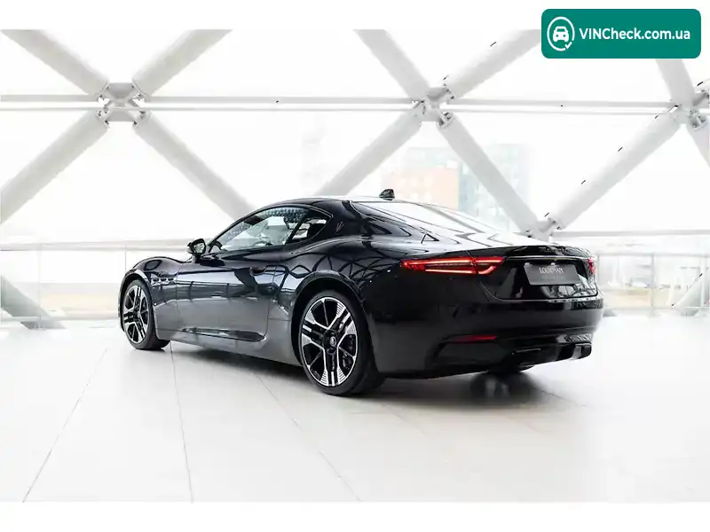 Maserati GranTurismo 2025, фото з оголошення 2 з 19, VIN ZAMBMVE10RX546854