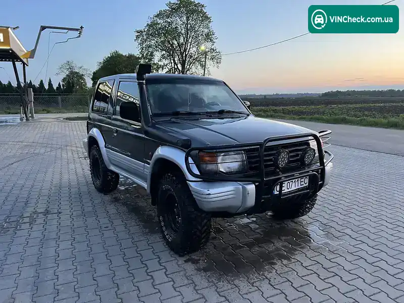 Mitsubishi Pajero 1993, фото з оголошення 2 з 13, VIN JMB0NV240PP300989