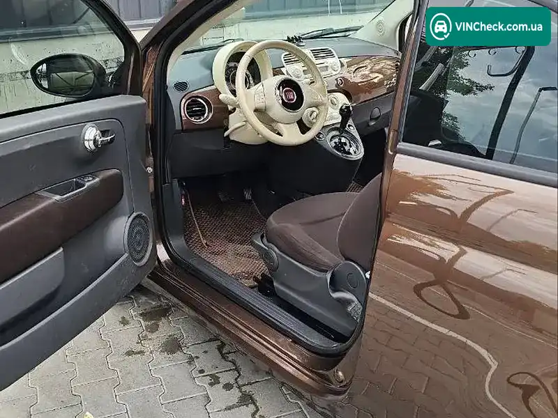 Fiat 500 2012, фото з оголошення 2 з 5, VIN 3C3CFFDR4CT321722