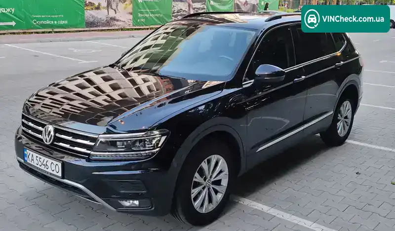 Volkswagen Tiguan 2017, фото з оголошення 2 з 18, VIN 3VV2B7AXXJM085422