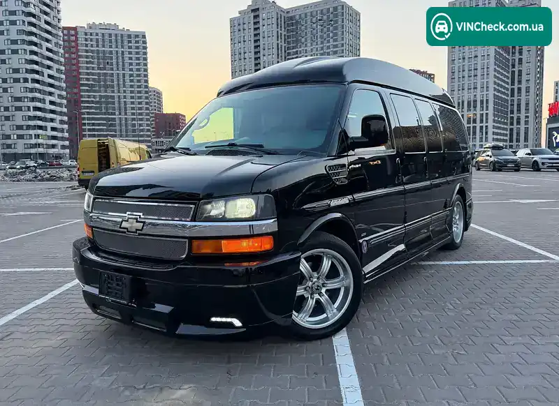Chevrolet Express 2010, фото з оголошення 1 з 21, VIN 1GBUHEB49A1111931