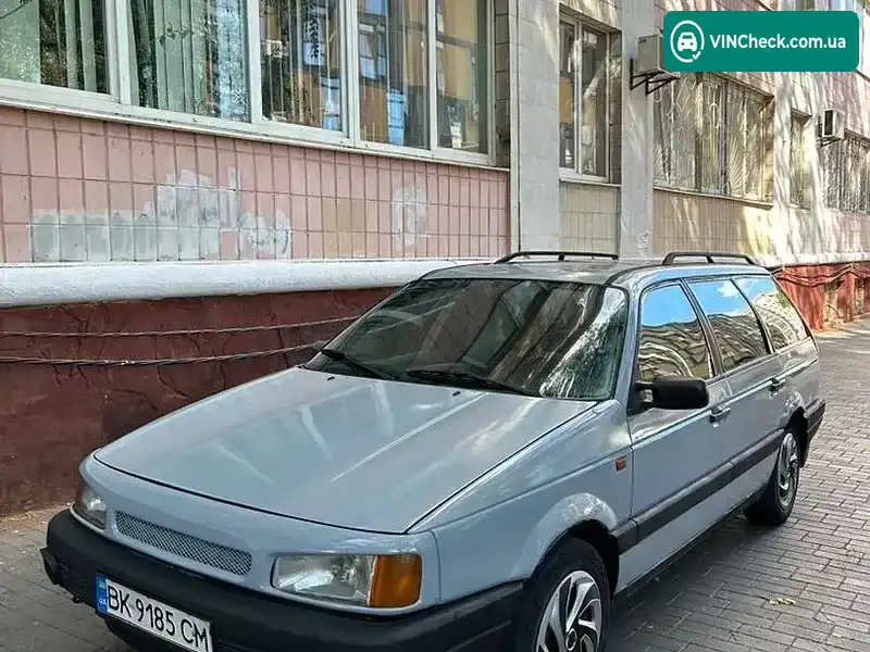 Volkswagen Passat 1992, фото з оголошення 1 з 20, VIN WVWZZZ31ZNB010548