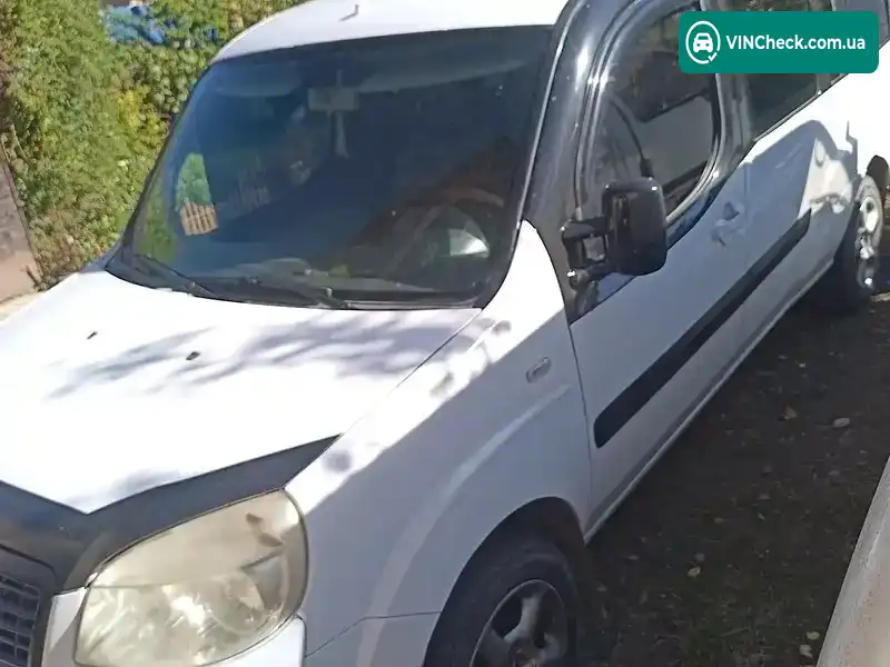Fiat Doblo 2008, фото з оголошення 2 з 9, VIN ZFA22300005617967