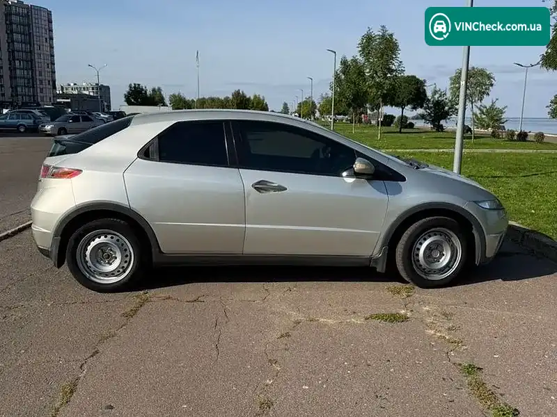 Honda Civic 2006, фото з оголошення 2 з 20, VIN SHHFK17406U012909