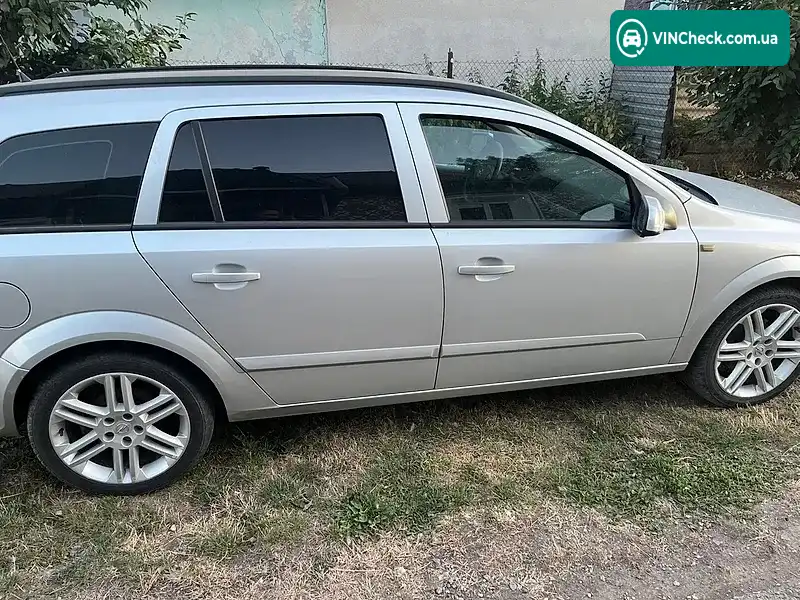 Opel Astra 2005, фото з оголошення 1 з 7, VIN W0L0AHL3565030236