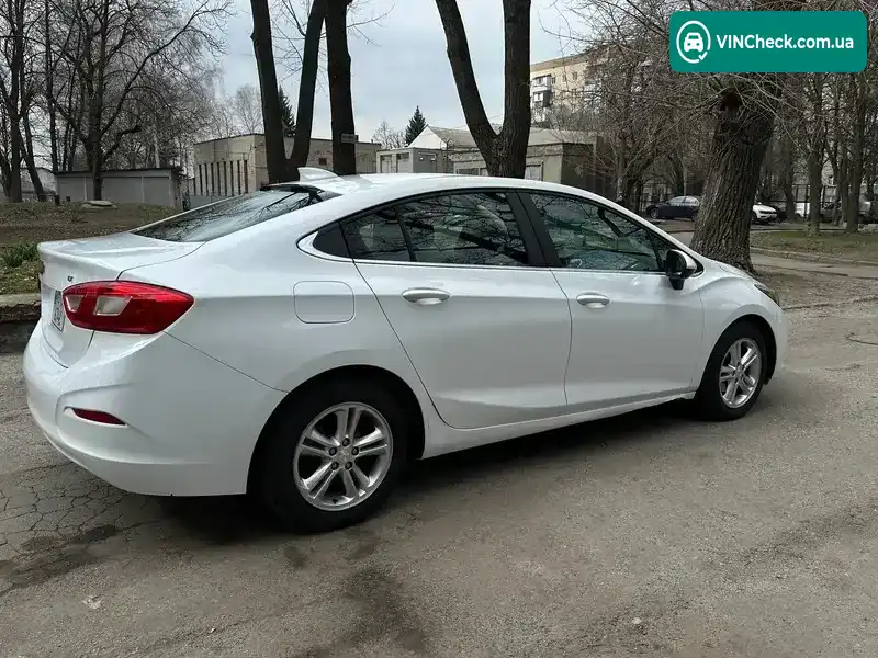 Chevrolet Cruze 2017, фото з оголошення 2 з 21, VIN 1G1BE5SMXH7234925