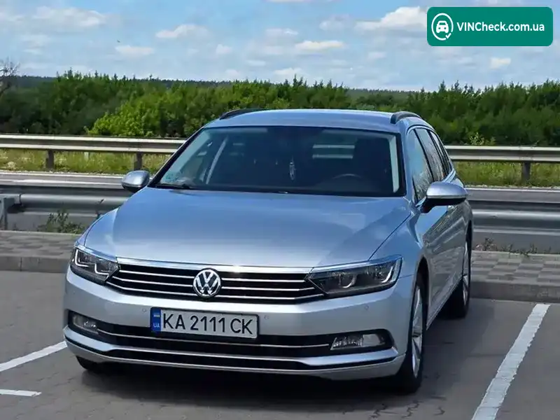 Volkswagen Passat 2019, фото з оголошення 1 з 16, VIN WVWZZZ3CZKE103043