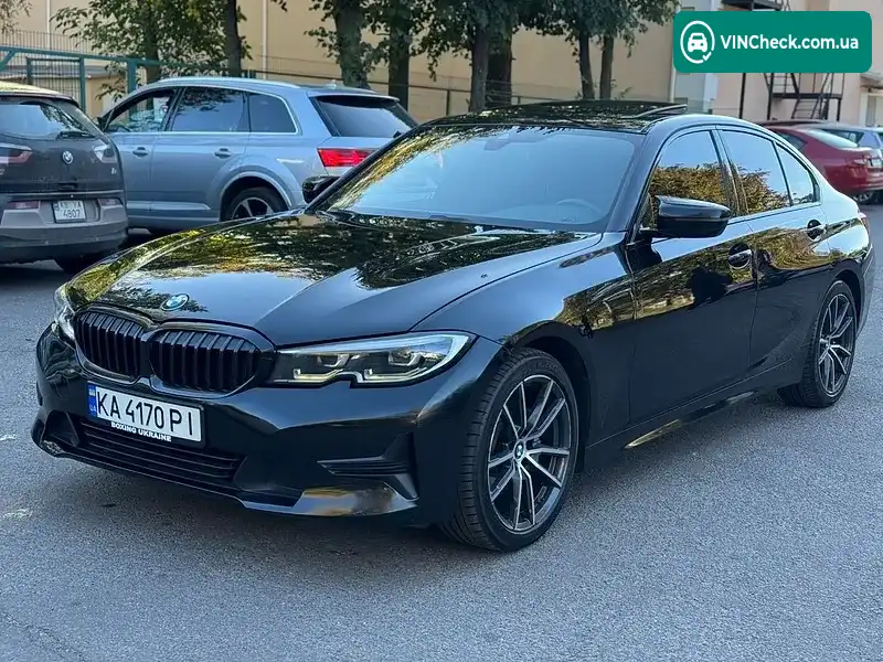 BMW 3 Series 2019, фото з оголошення 1 з 20, VIN WBA5R1C04LFJ01859