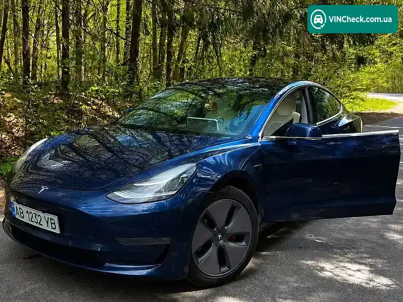 Tesla Model 3 2018, фото з оголошення 1 з 21, VIN 5YJ3E1EB2JF134638