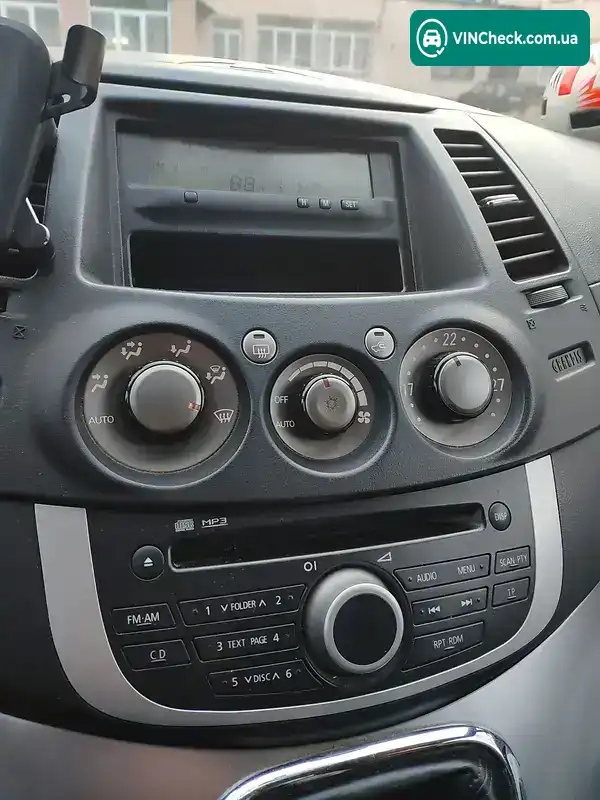 Mitsubishi Grandis 2008, фото з оголошення 2 з 13, VIN JMBLJNA8W8Z402943