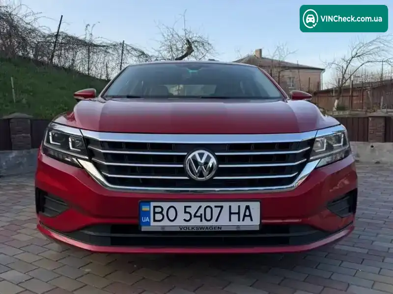 Volkswagen Passat 2021, фото з оголошення 2 з 21, VIN 1VWSA7A38MC017539