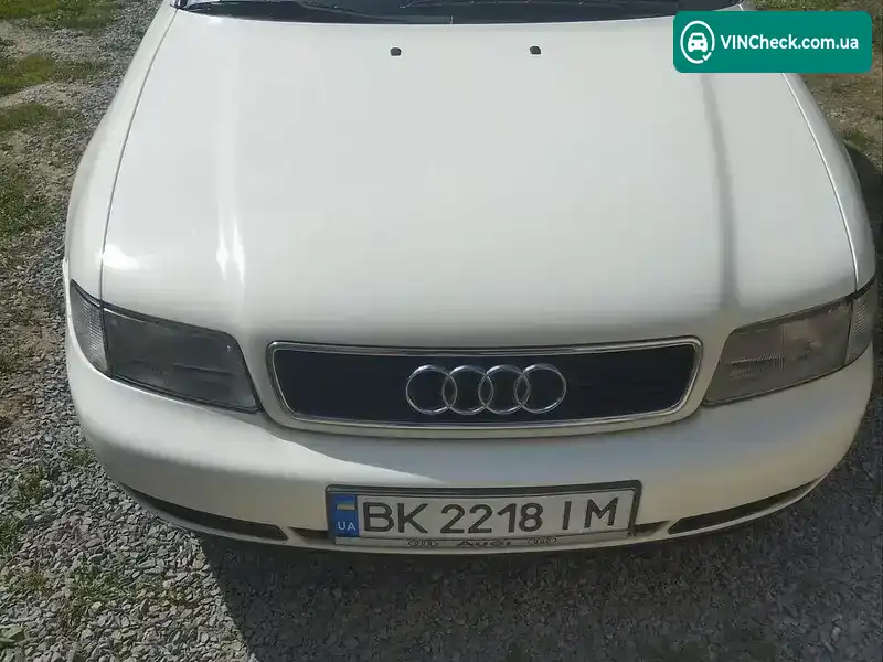Audi A4 1996, фото з оголошення 1 з 12, VIN WAUZZZ8DZTA148694