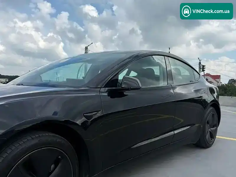 Tesla Model 3 2019, фото з оголошення 2 з 21, VIN 5YJ3E1EA7KF296984