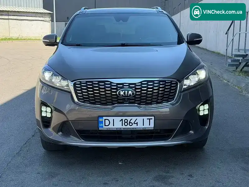 Kia Sorento 2018, фото з оголошення 1 з 20, VIN 5XYPKDA53KG532141
