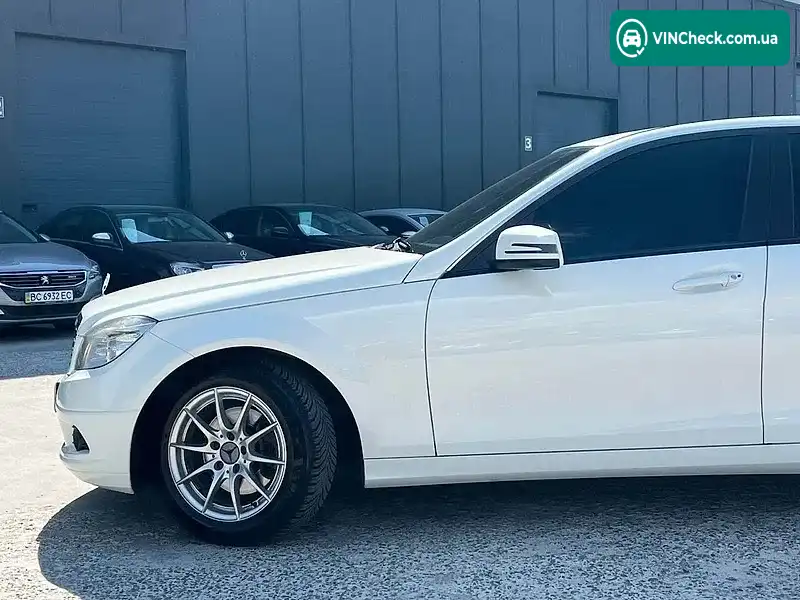 Mercedes-Benz C-Class 2009, фото з оголошення 2 з 20, VIN WDD2040411F404672