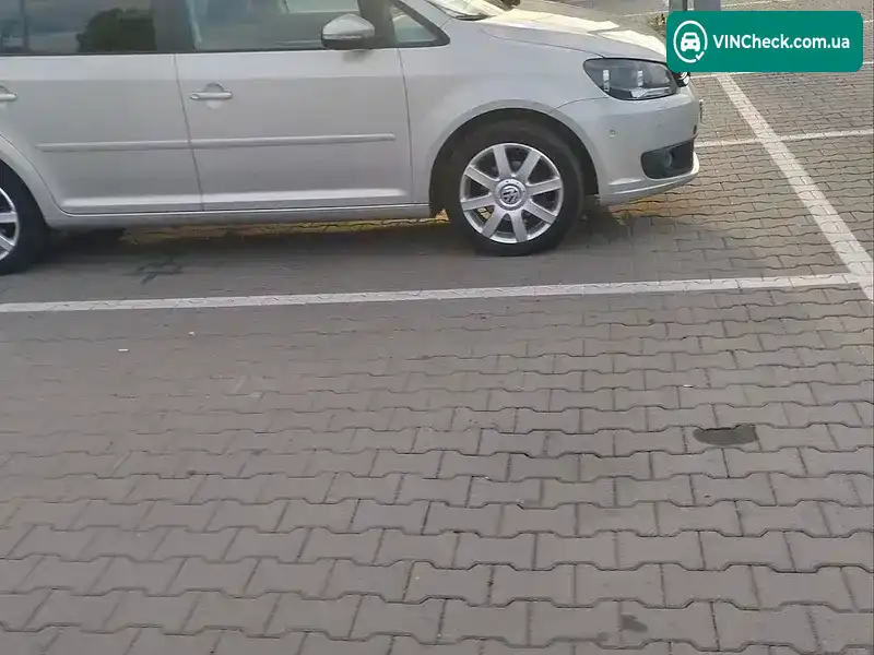 Volkswagen Touran 2010, фото з оголошення 1 з 20, VIN WVGZZZ1TZBW005493
