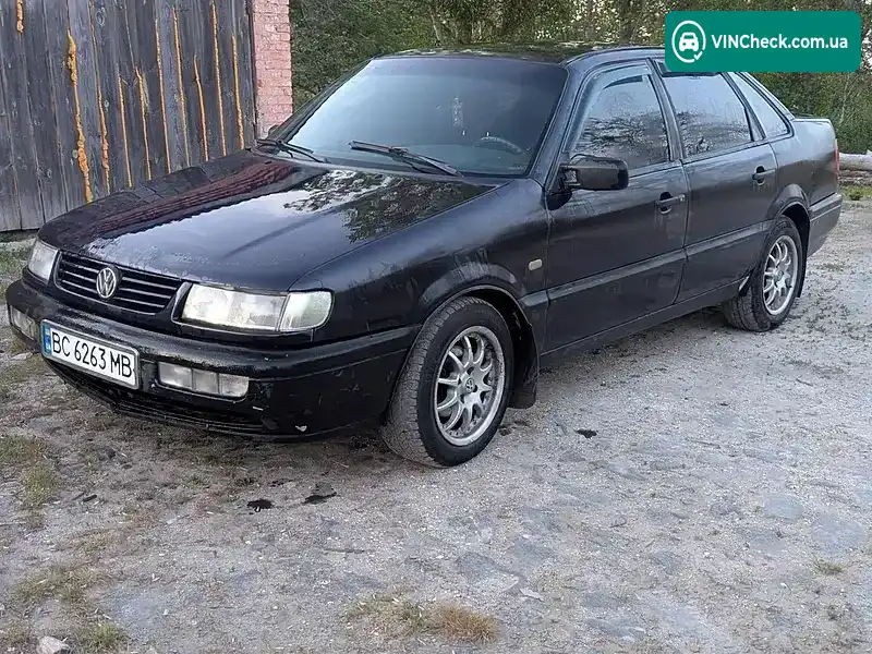 Volkswagen Passat 1995, фото з оголошення 2 з 6, VIN WVWZZZ3AZSE166582