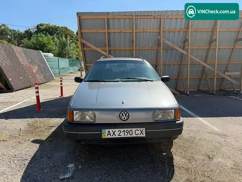 Volkswagen Passat 1990, фото з оголошення 1 з 7, VIN WVWZZZ31ZLE321220