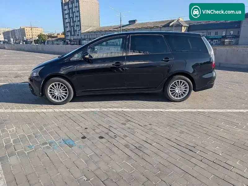 Mitsubishi Grandis 2006, фото з оголошення 2 з 20, VIN JMBLJNA8W6Z013622