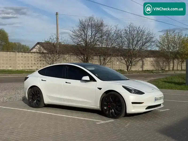 Tesla Model 3 2023, фото з оголошення 2 з 21, VIN 5YJ3E1EC3PF556807