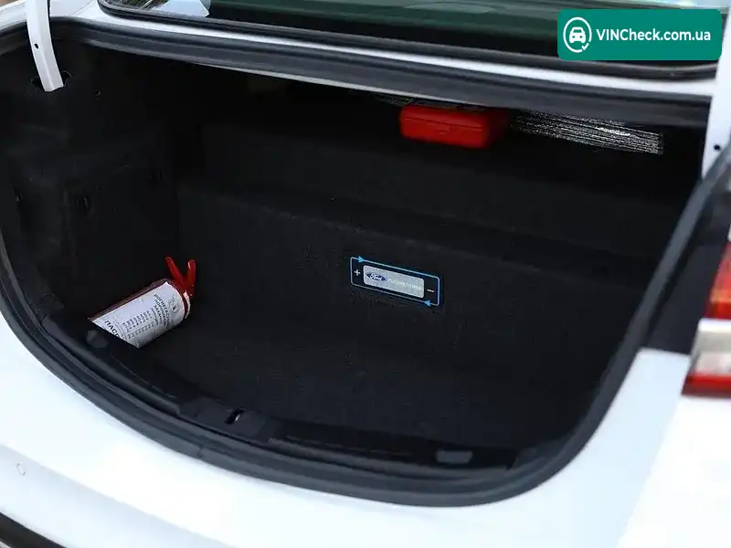Ford Fusion 2016, фото з оголошення 2 з 16, VIN 3FA6P0SU7HR191472