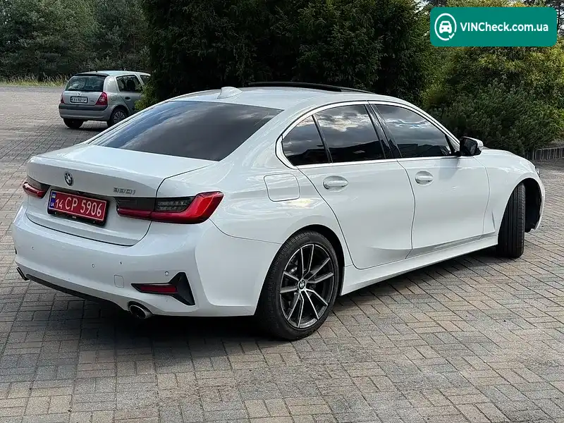 BMW 3 Series 2019, фото з оголошення 2 з 20, VIN WBA5R1C55KAJ99209