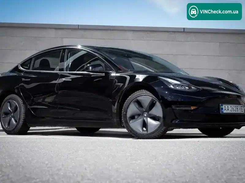 Tesla Model 3 2018, фото з оголошення 1 з 21, VIN 5YJ3E1EA9JF172021