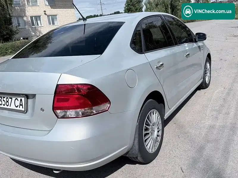 Volkswagen Polo 2013, фото з оголошення 1 з 10, VIN XW8ZZZ61ZEG015359