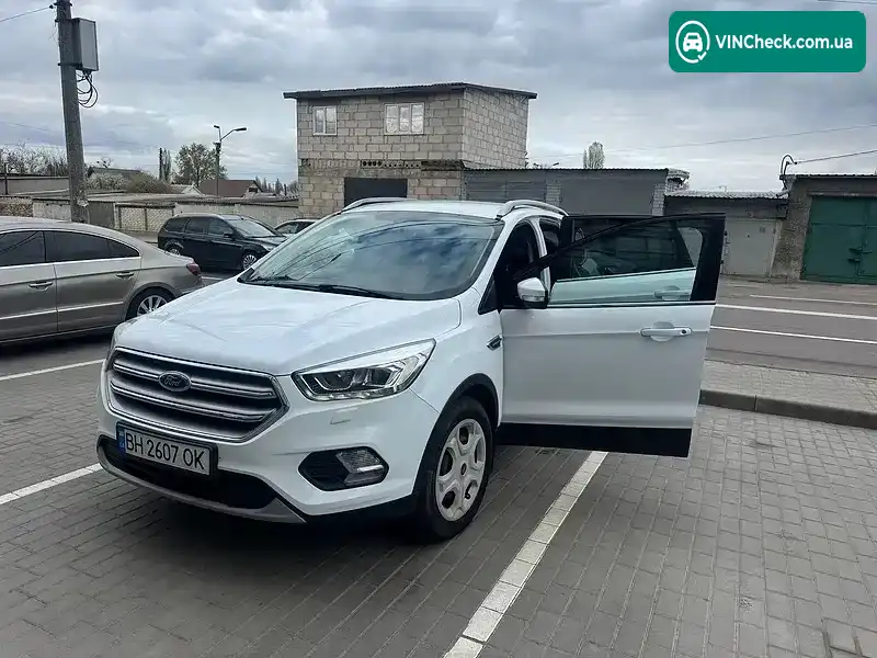 Ford Kuga 2018, фото з оголошення 1 з 8, VIN WF0AXXWPMAJM08957