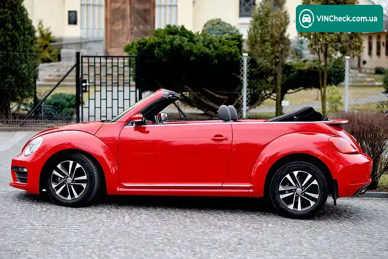 Volkswagen Beetle 2015, фото з оголошення 2 з 18, VIN 3VW517AT0GM801682