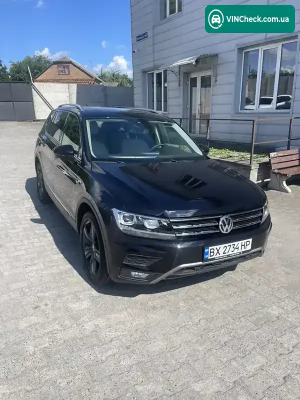 Volkswagen Tiguan 2020, фото з оголошення 1 з 20, VIN 3VV3B7AX6LM105835