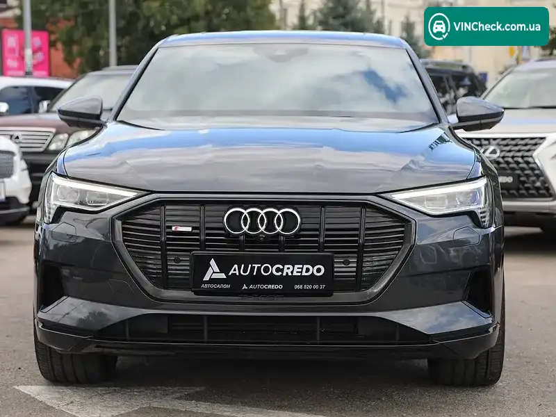Audi e-tron 2019, фото з оголошення 2 з 20, VIN WAUZZZGE7LB015927