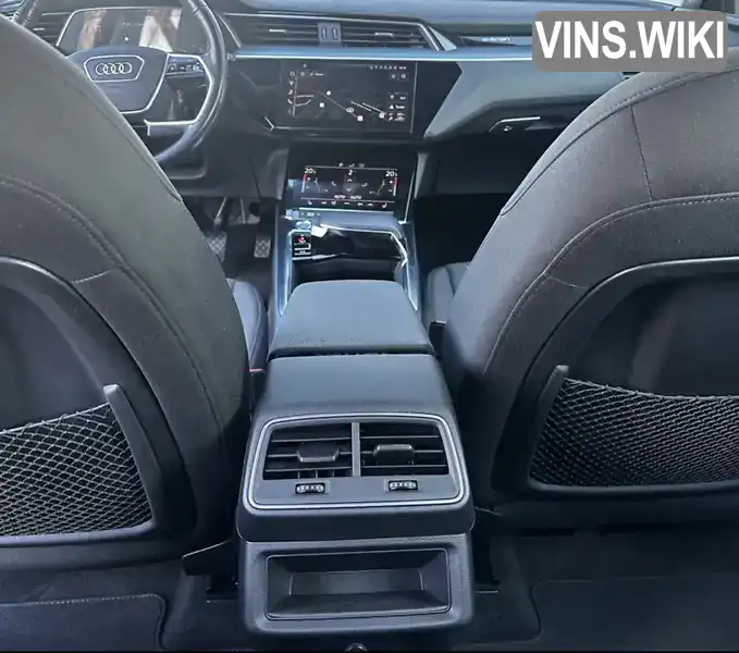 Audi e-tron 2020, фото з оголошення 2 з 10, VIN WAUZZZGE1LB036644