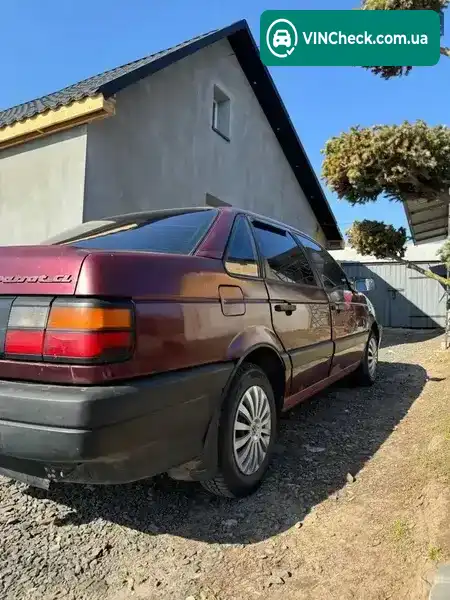 Volkswagen Passat 1989, фото з оголошення 2 з 10, VIN WVWZZZ31ZKB049209