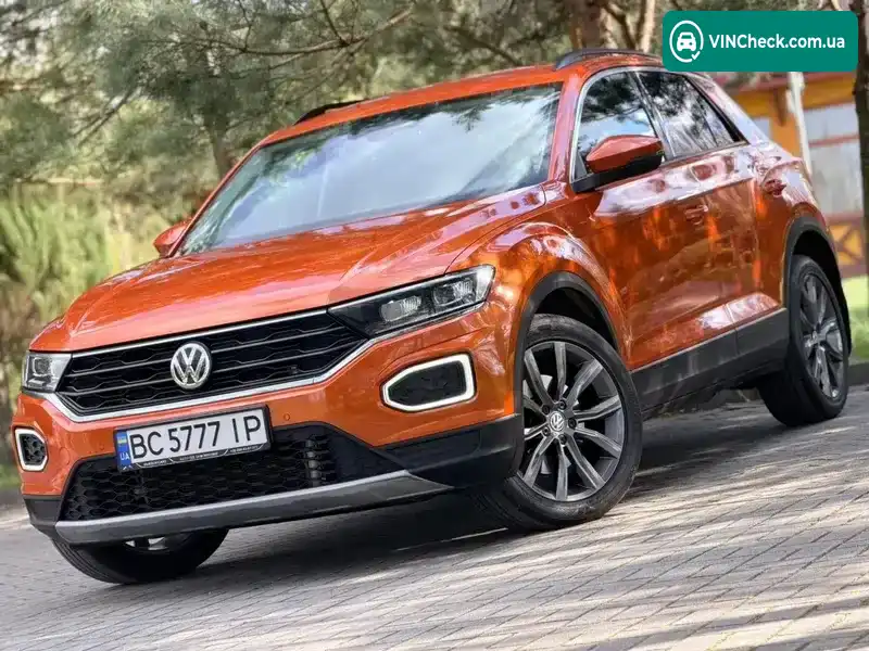 Volkswagen T-Roc 2018, фото з оголошення 2 з 21, VIN WVGZZZA1ZJV079696