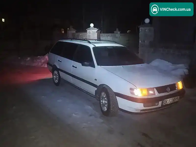 Volkswagen Passat 1995, фото з оголошення 2 з 21, VIN WVWZZZ3AZSE223539