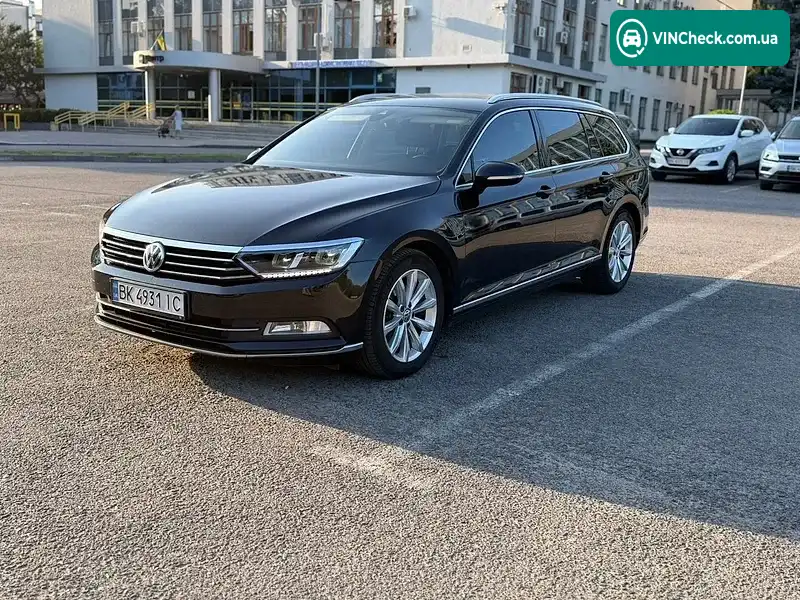 Volkswagen Passat 2017, фото з оголошення 2 з 20, VIN WVWZZZ3CZHP027980