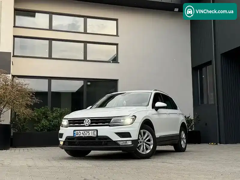Volkswagen Tiguan 2017, фото з оголошення 2 з 20, VIN WVGZZZ5NZHW915704
