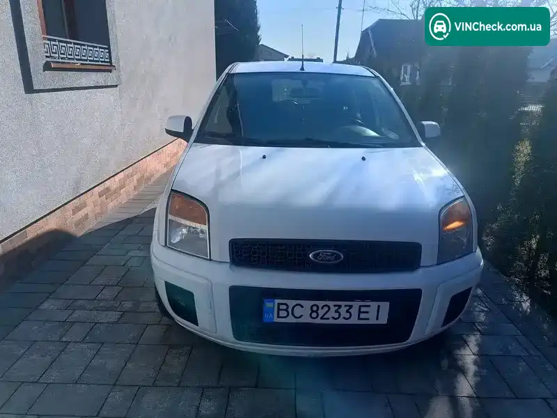 Ford Fusion 2012, фото з оголошення 2 з 13, VIN WF0UXXGAJUCA89879